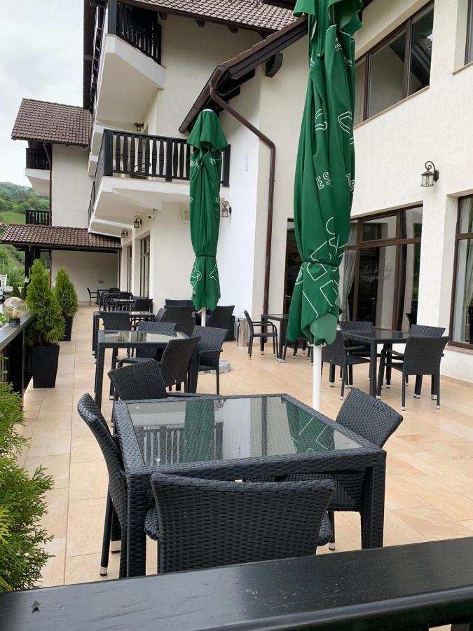 Flori De Mar Hotel Poiana Marului  Exterior photo